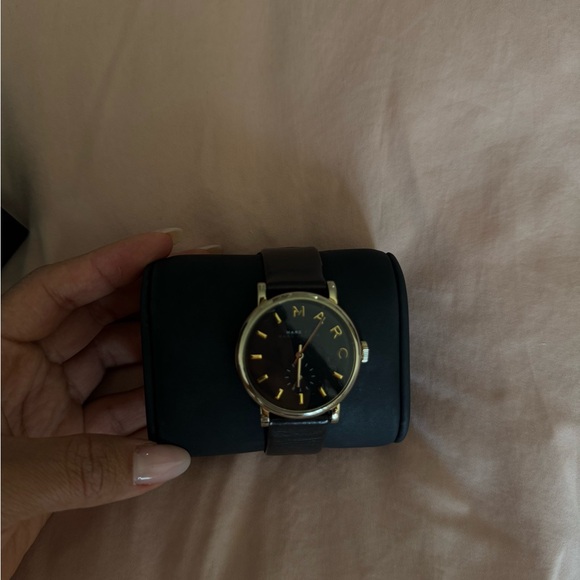 Marc Jacobs Watch - Picture 1 of 5